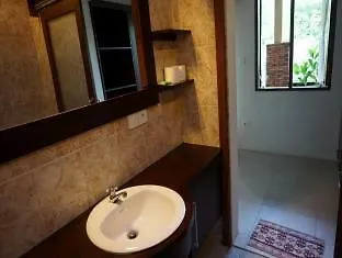 The Janan 4*
